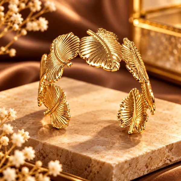 Leaf_Cuff