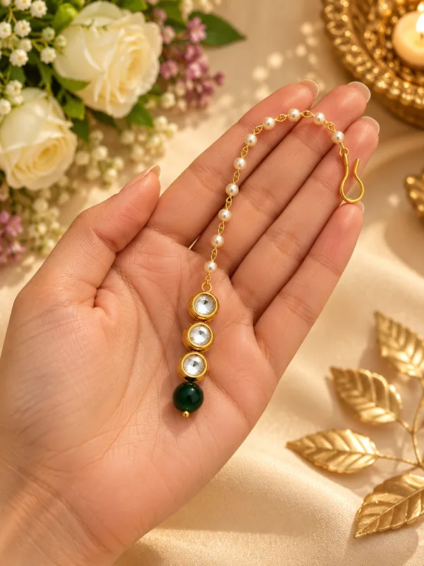 Jewelopia_Brass_Maang_Tikka