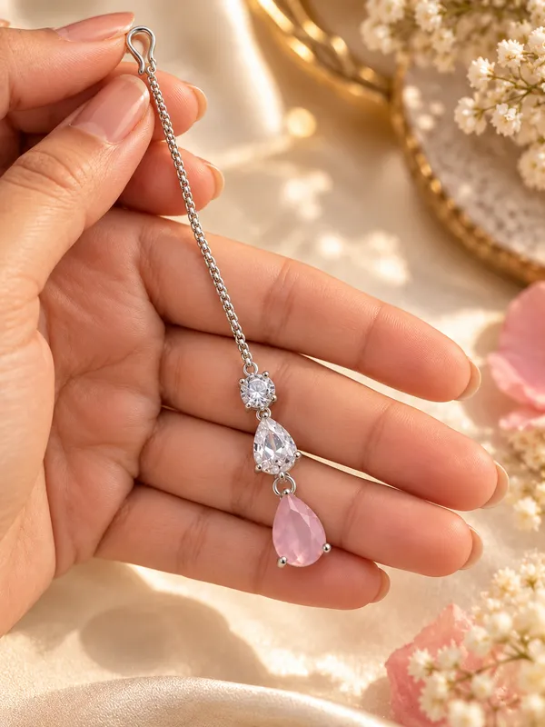 Jewelopia_Alloy_Brass_Maang_Tikka