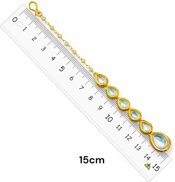 Jewelopia_Crystal_Maang_Tikka