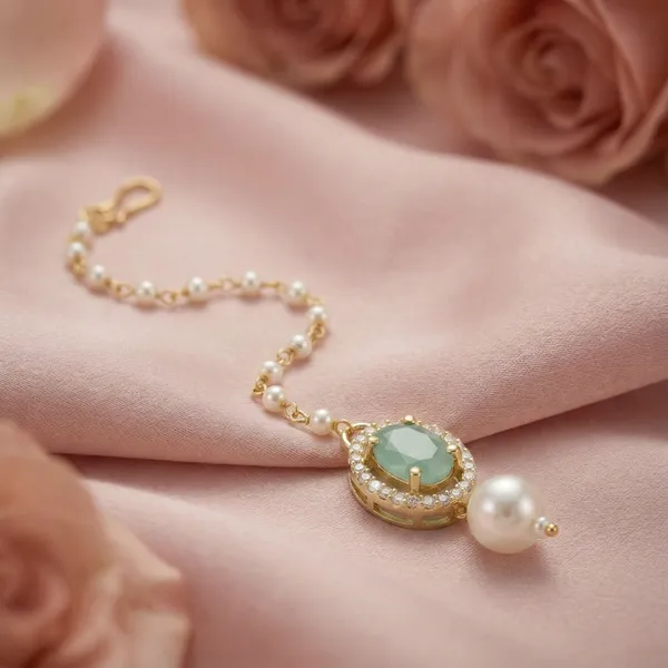 Jewelopia_Brass_Mother_Of_Pearl_Alloy_Stone_Maang_Tikka