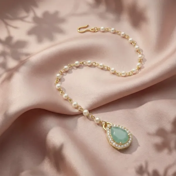 Jewelopia_Brass_Alloy_Maang_Tikka