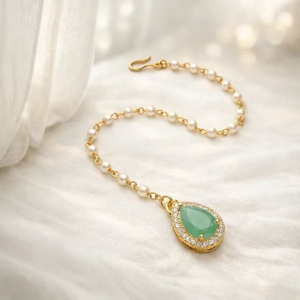 Jewelopia_Brass_Alloy_Maang_Tikka