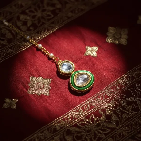 Jewelopia_Brass_Crystal_Alloy_Maang_Tikka