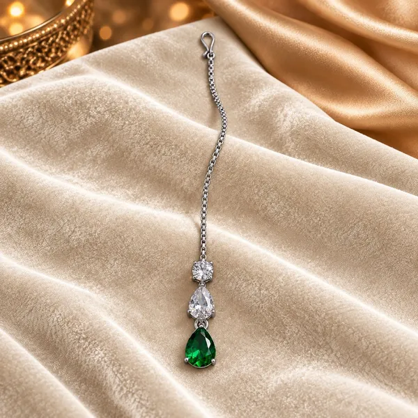 Jewelopia_Alloy_Brass_Maang_Tikka