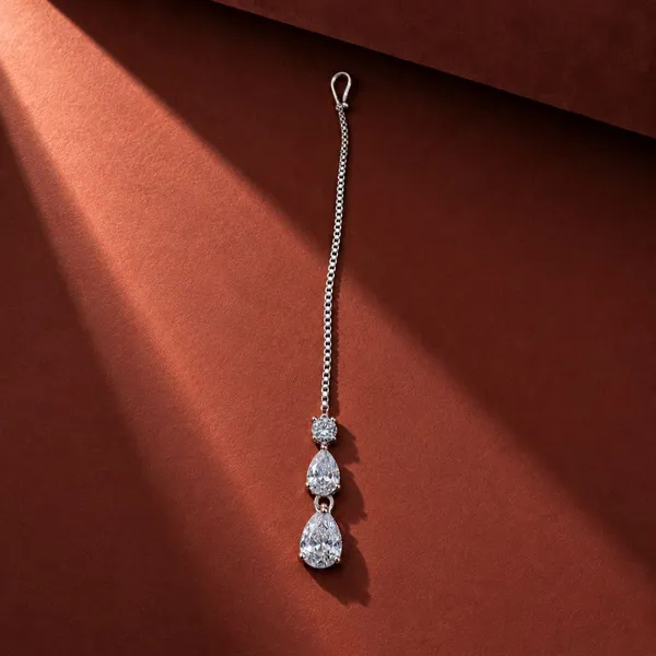 Jewelopia_Alloy_Brass_Maang_Tikka