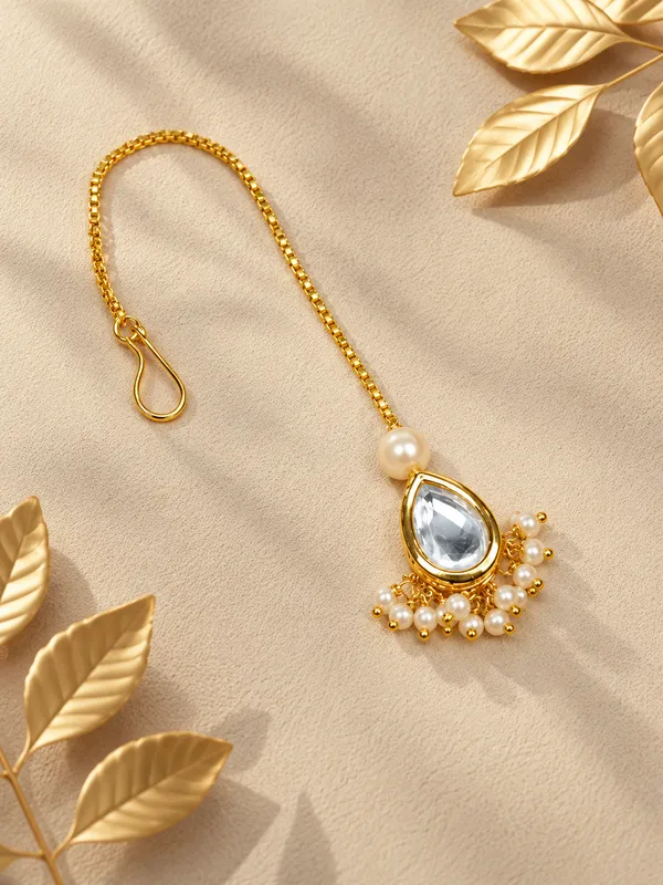 Jewelopia_Mother_Of_Pearl_Stone_Maang_Tikka