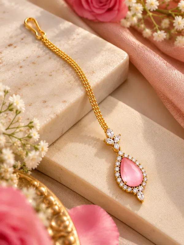 Jewelopia_Brass_Stone_Maang_Tikka