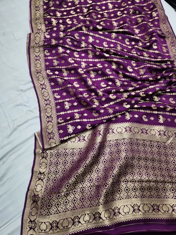 Violet_Gajji_silk_saree_Figure_Saree