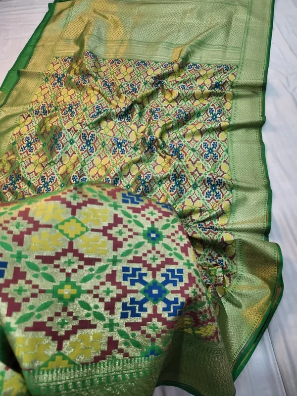 Green_Banarasi_Patola_Silk_Saree_Saree