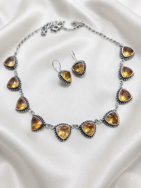 Silver-Tone_Amber_Triangle_Stone_Necklace_Set_With_Earrings
