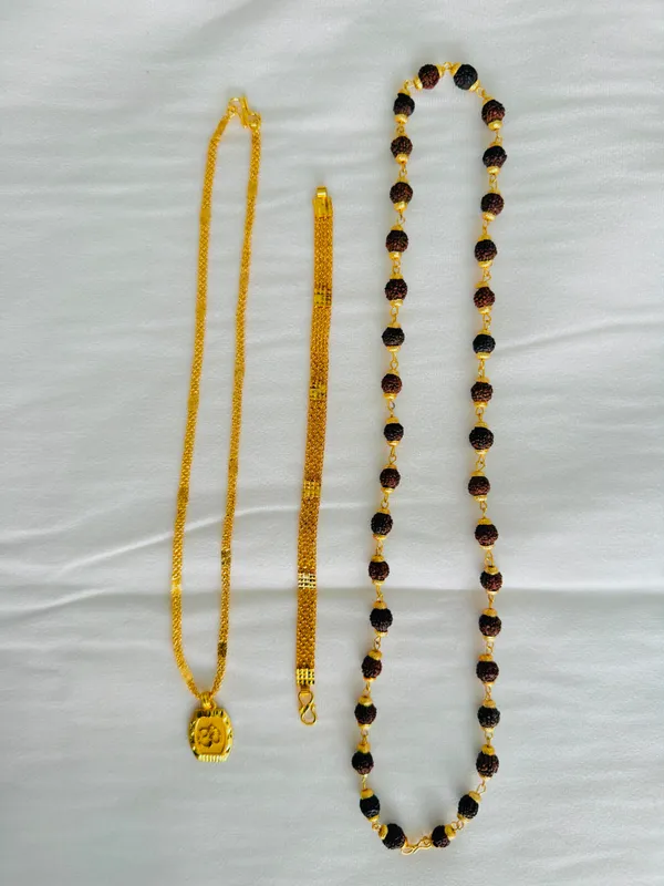 Gold_Tone_Beaded_Mangalsutra_Jewellery_Set_for_Women