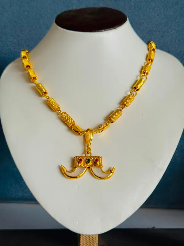 Gold_Tone_Traditional_Pendant_Necklace_for_Men