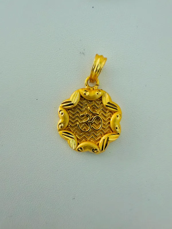 Gold_Tone_Om_Symbol_Pendant_for_Unisex