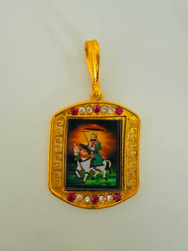 Gold_Tone_Religious_Image_Pendant_for_Unisex