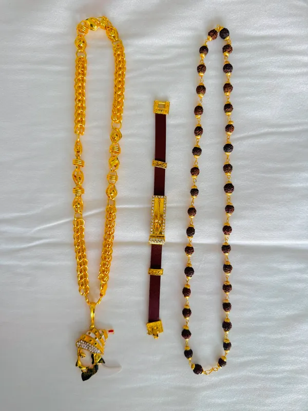 Gold_Tone_Traditional_Jewellery_Set_for_Women