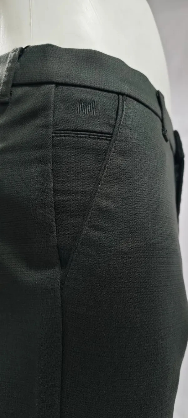 Dark_Grey_Slim_Fit_Trousers_for_Men