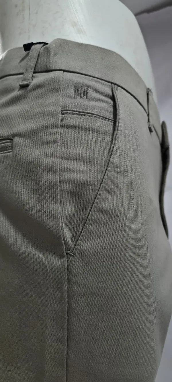 Beige_Slim_Fit_Trousers_for_Men