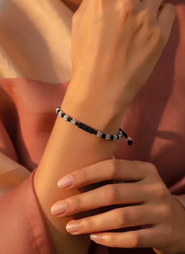 Black_Thread_Floral_Charm_Bracelet