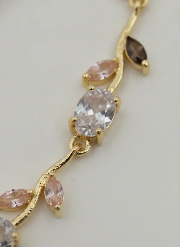 Gold-Tone_Stone_Studded_Necklace_for_Women