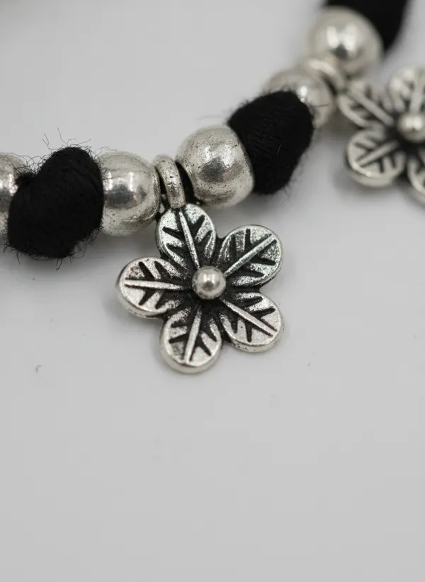 Black_Thread_Silver-Tone_Floral_Necklace_for_Women