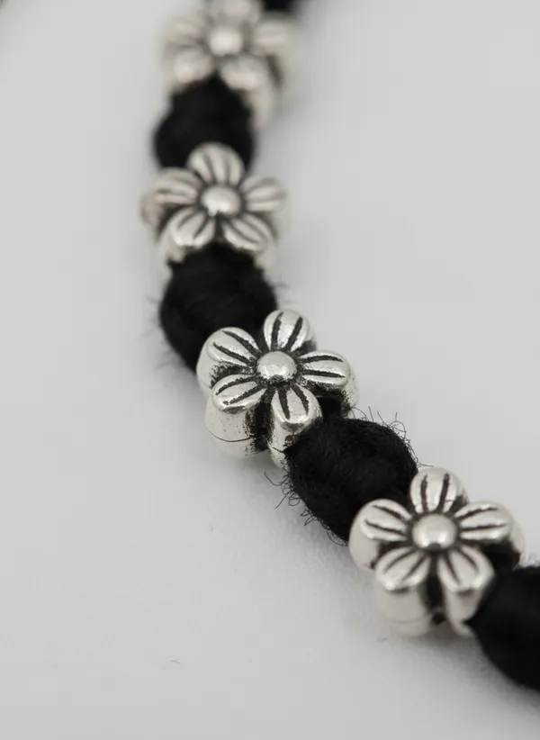 Black_Thread_Floral_Charm_Bracelet