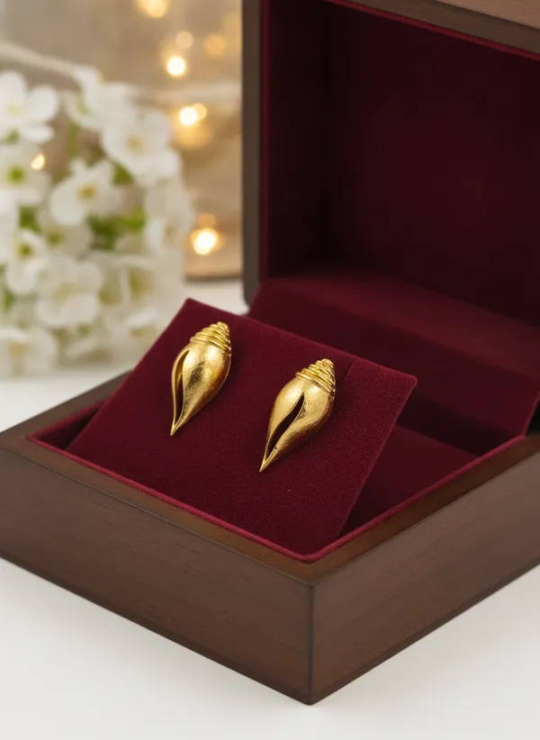 Gold_Tone_Shell_Stud_Earrings_for_Women