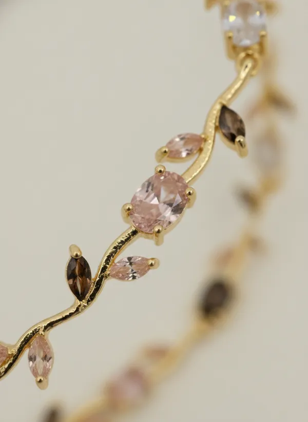 Gold-Tone_Stone_Studded_Necklace_for_Women