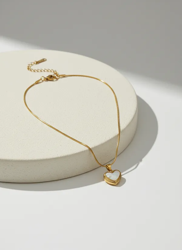 Gold_Tone_Heart_Pendant_Necklace_for_Women