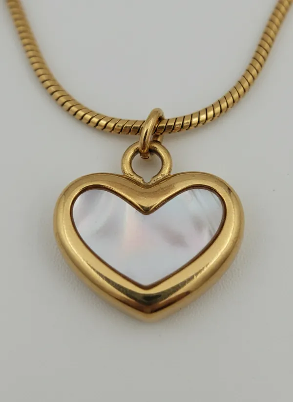 Gold_Tone_Heart_Pendant_Necklace_for_Women