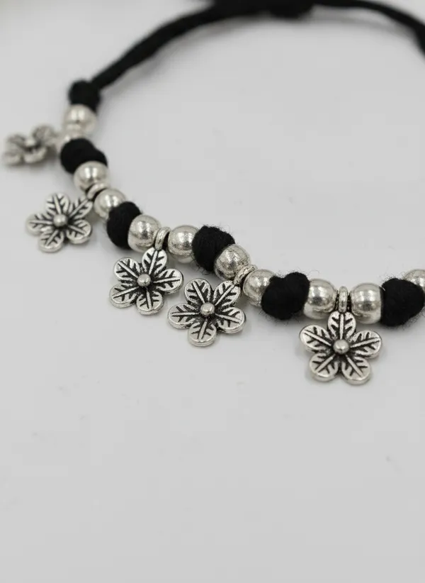 Black_Thread_Silver-Tone_Floral_Necklace_for_Women