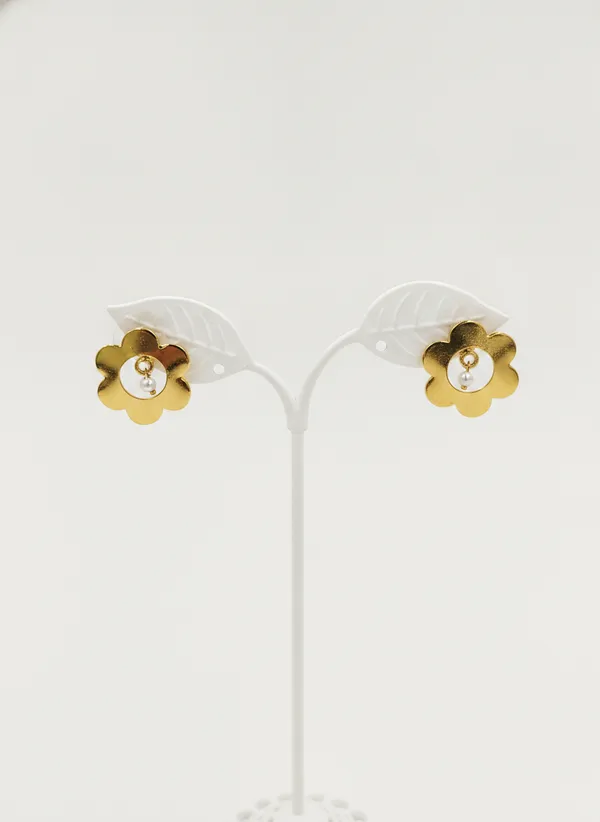 Gold_Tone_Floral_Pearl_Drop_Stud_Earrings_for_Women