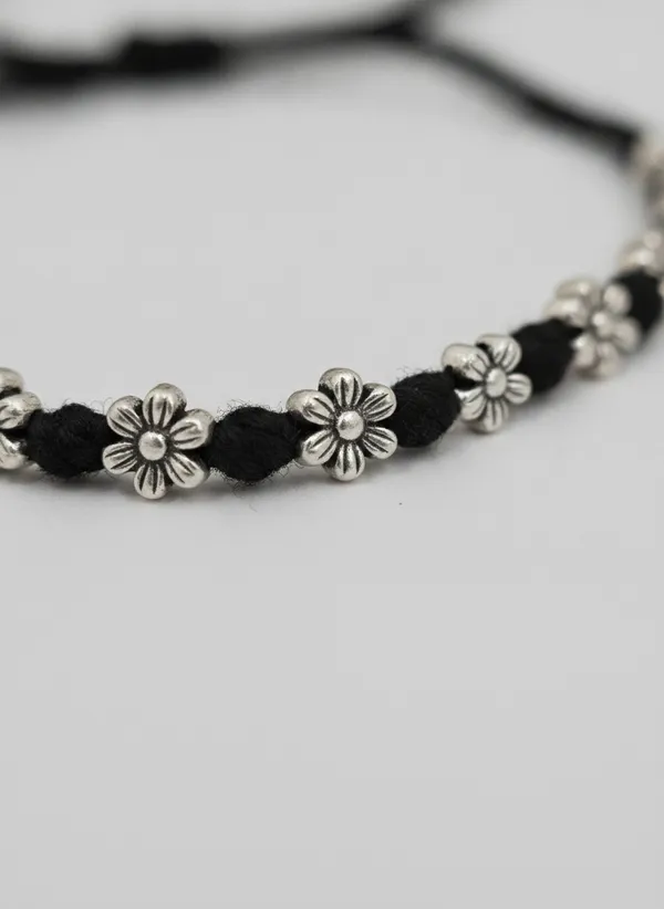 Black_Thread_Floral_Charm_Bracelet