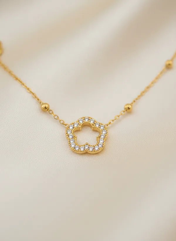 Gold_Tone_Floral_Pendant_Necklace_for_Women