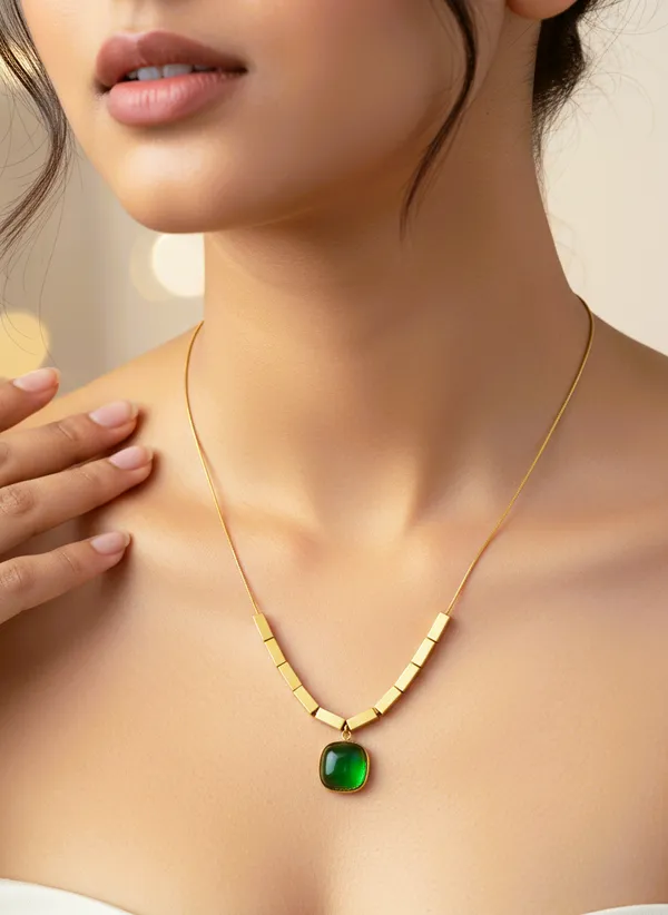 Gold_Tone_Green_Pendant_Necklace_for_Women