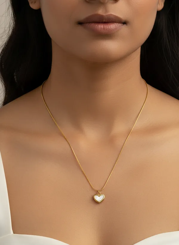 Gold_Tone_Heart_Pendant_Necklace_for_Women