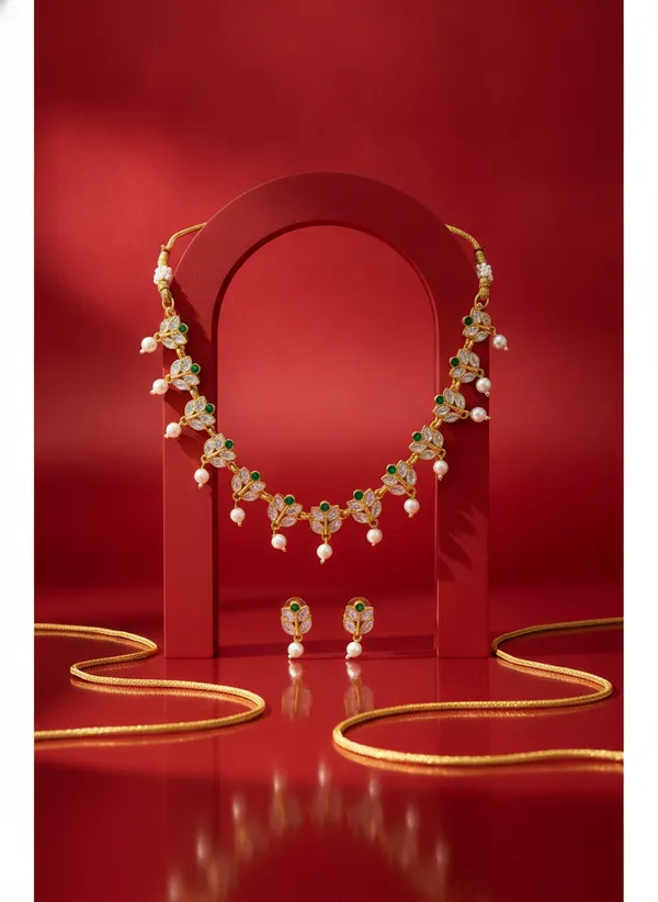 Gold_Toned_Floral_Stone_Jewellery_Set_for_Women