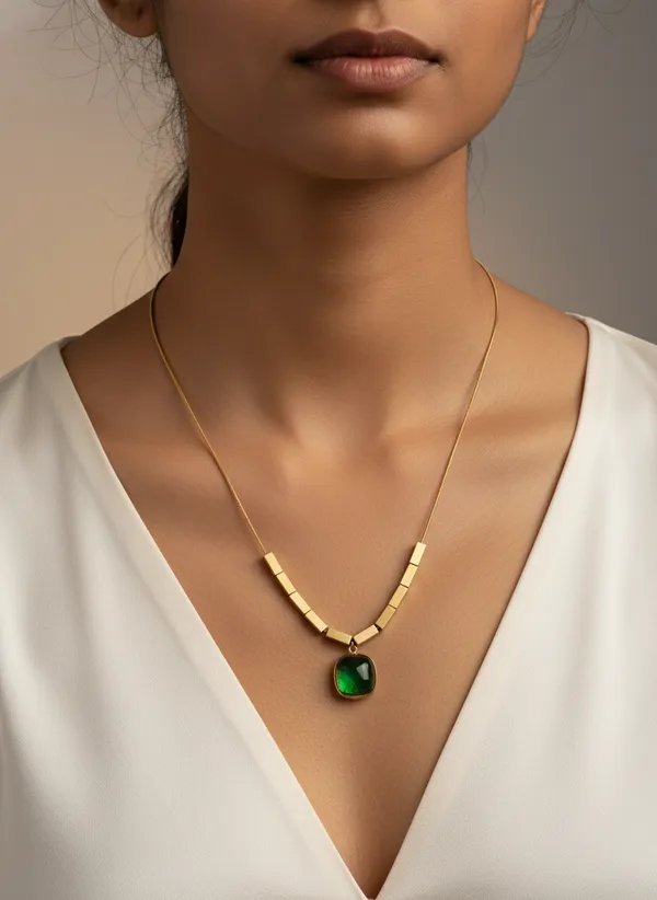 Gold_Tone_Green_Pendant_Necklace_for_Women