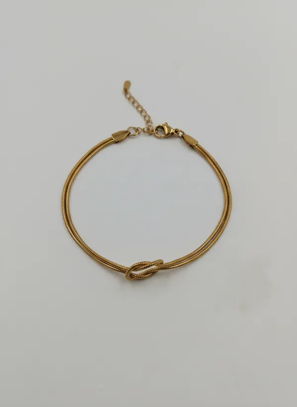 Gold_Tone_Knot_Bracelet_for_Women