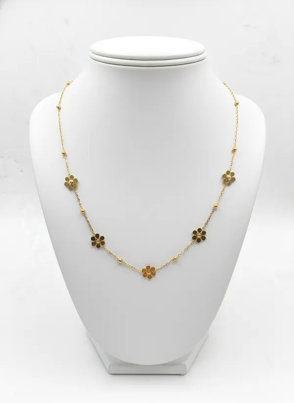 Gold_Stainless_Steel_Floral_Necklace_for_Women