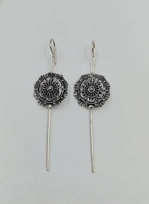 Silver_Oxidized_Floral_Drop_Earrings_for_Women
