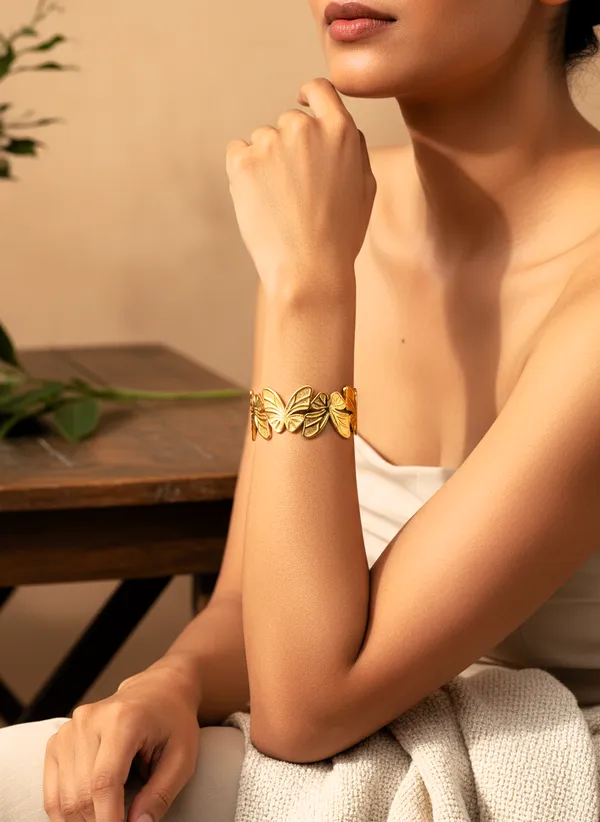 Gold_Stainless_Steel_Butterfly_Cuff_Bracelet_for_Women