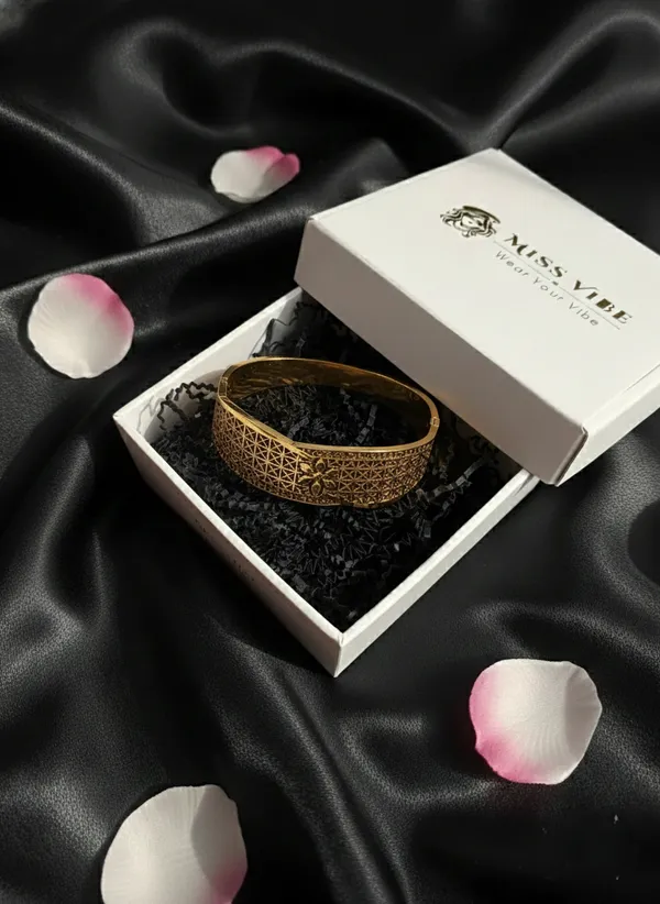 Gold_Tone_Floral_Cutwork_Cuff_Bracelet_for_Women