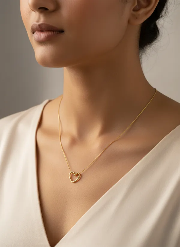 Gold_Tone_Heart_Pendant_Necklace_for_Women