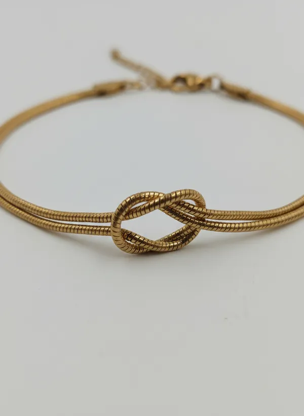 Gold_Tone_Knot_Bracelet_for_Women