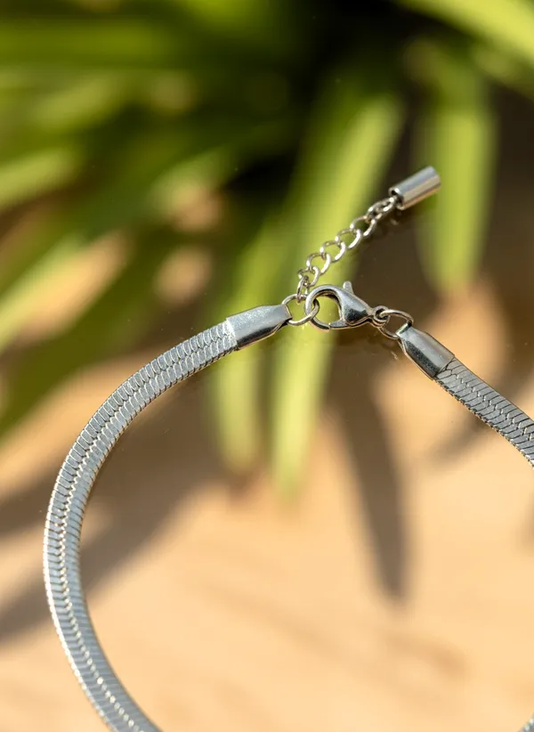 Silver_Tone_Snake_Chain_Anklet_For_Women
