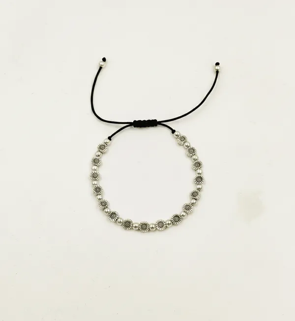 Silver_Finish_Adjustable_Beaded_Necklace_for_Women