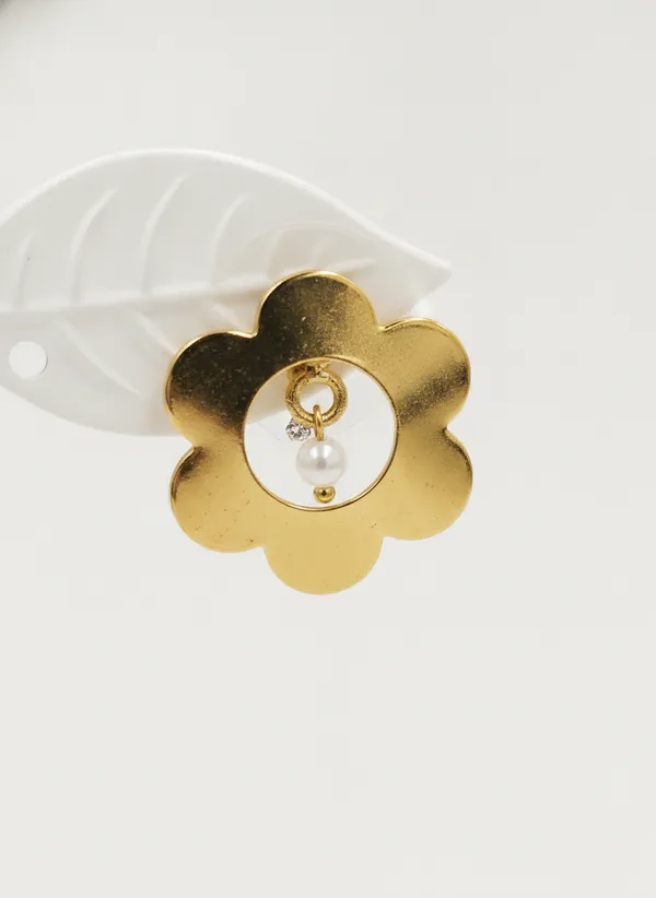 Gold_Tone_Floral_Pearl_Drop_Stud_Earrings_for_Women