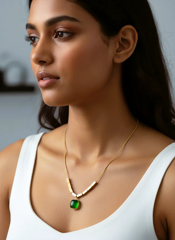 Gold_Tone_Green_Pendant_Necklace_for_Women