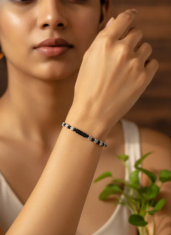 Black_Thread_Floral_Charm_Bracelet